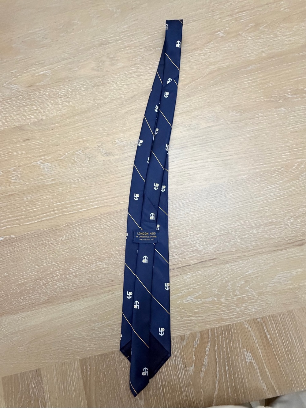 Vintage Classic Navy Crest Stripe Tie with Gold Accents - Picture 5 of 6